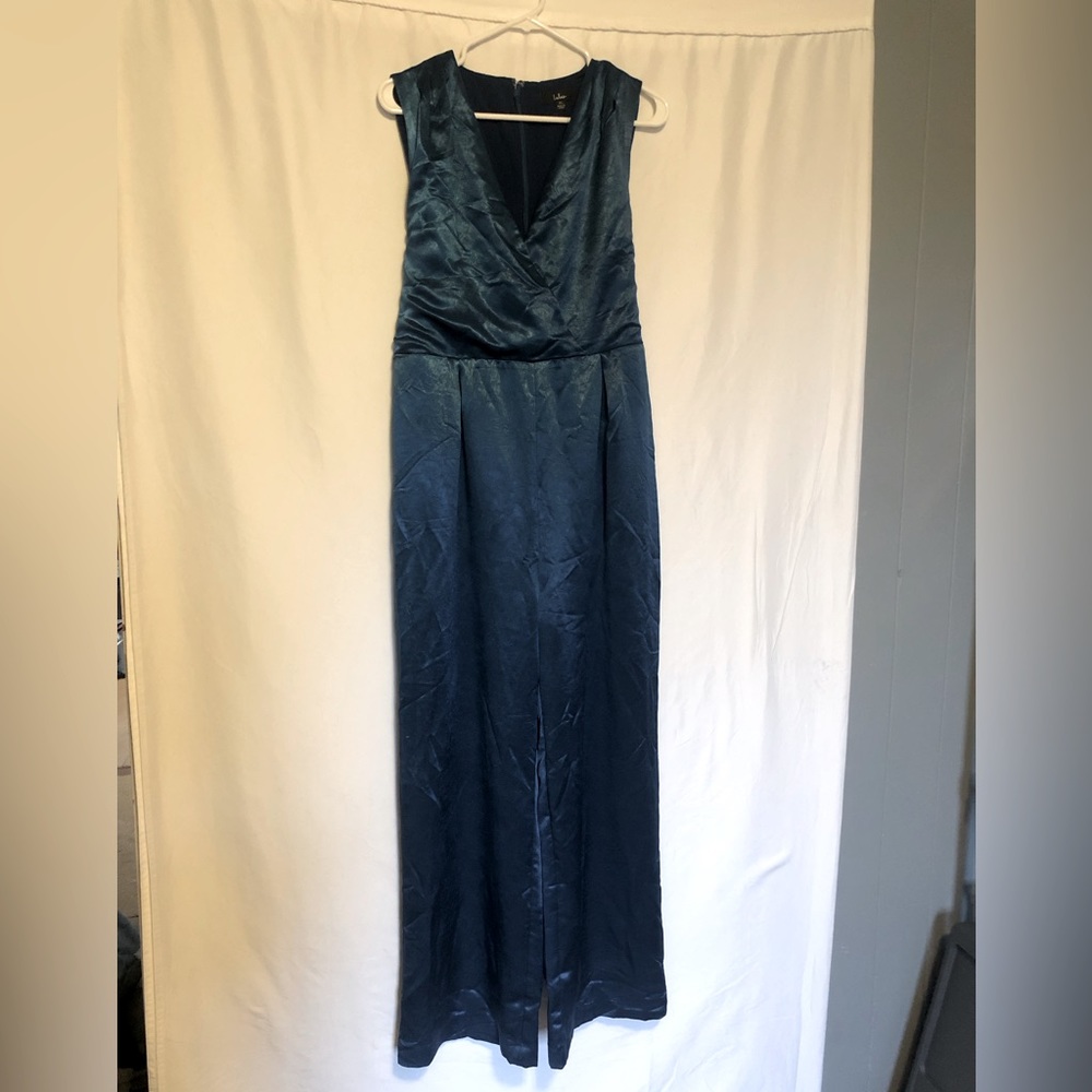 NWT Lulu’s satin pant suit